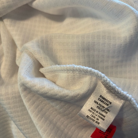 Men’s golf shirt size large - Picture 5 of 5